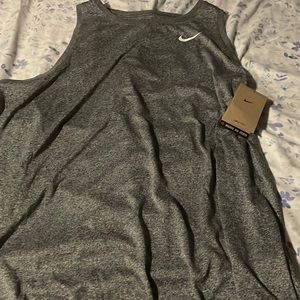 Nike Dri-Fit Never worn